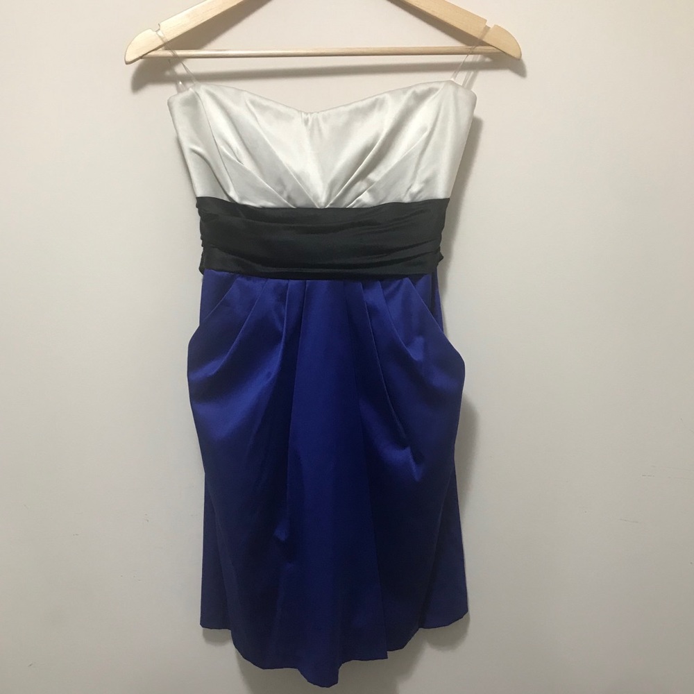 Mystic Strapless Sexy Dress. Size M